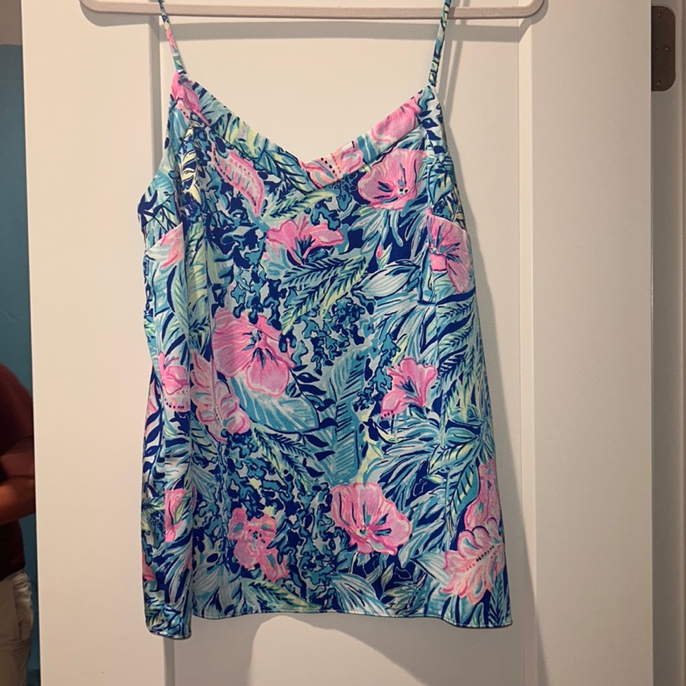 Silky Lilly top